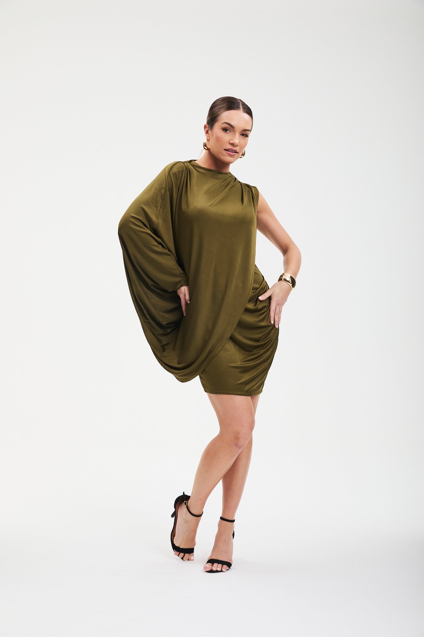 Vestido com Capa