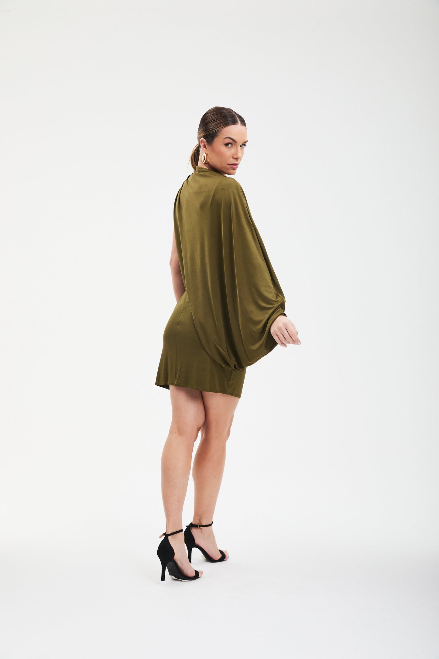 Vestido com Capa